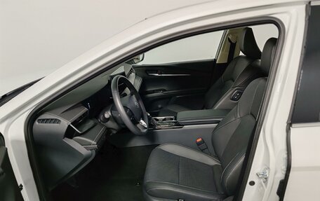 Toyota Camry, 2024 год, 4 600 000 рублей, 19 фотография