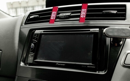 Toyota Prius Alpha I (ZVW40/41), 2011 год, 1 105 000 рублей, 17 фотография