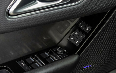 Land Rover Range Rover Velar I, 2020 год, 4 500 000 рублей, 17 фотография