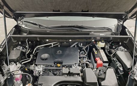 Toyota RAV4, 2025 год, 6 190 000 рублей, 24 фотография