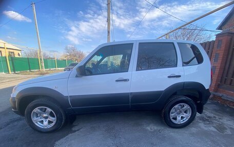 Chevrolet Niva I рестайлинг, 2019 год, 825 000 рублей, 8 фотография