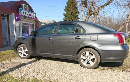 Toyota Avensis III рестайлинг, 2003 год, 460 000 рублей, 5 фотография