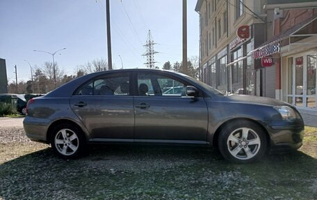 Toyota Avensis III рестайлинг, 2003 год, 460 000 рублей, 9 фотография