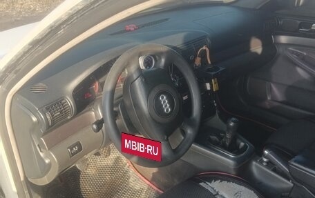 Audi A4, 1999 год, 320 000 рублей, 6 фотография