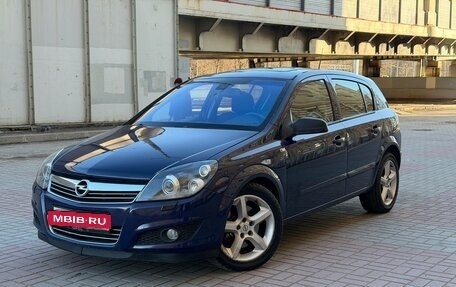 Opel Astra H, 2008 год, 620 000 рублей, 2 фотография