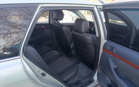 Toyota Avensis III рестайлинг, 2003 год, 580 000 рублей, 13 фотография