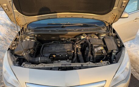 Opel Astra J, 2012 год, 800 000 рублей, 8 фотография