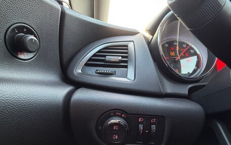 Opel Astra J, 2012 год, 800 000 рублей, 17 фотография