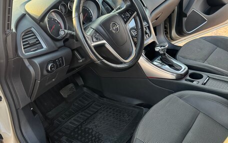 Opel Astra J, 2012 год, 800 000 рублей, 33 фотография