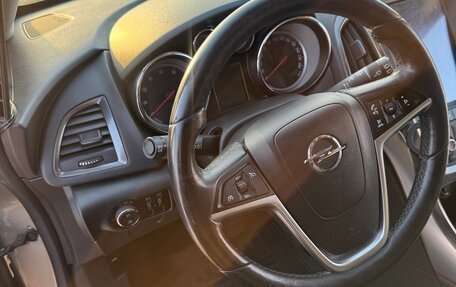 Opel Astra J, 2012 год, 800 000 рублей, 31 фотография