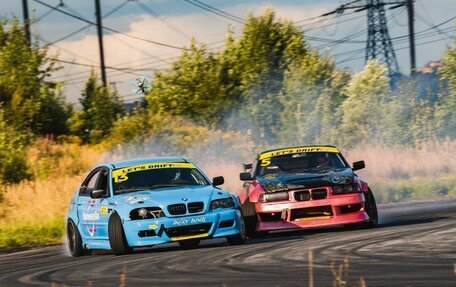 BMW 3 серия, 1998 год, 2 550 000 рублей, 2 фотография