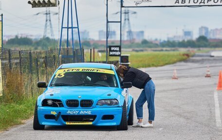 BMW 3 серия, 1998 год, 2 550 000 рублей, 12 фотография