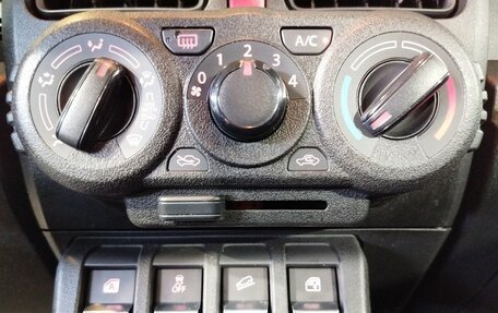 Suzuki Jimny, 2020 год, 2 390 000 рублей, 14 фотография