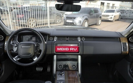 Land Rover Range Rover IV рестайлинг, 2018 год, 5 999 000 рублей, 10 фотография