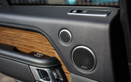 Land Rover Range Rover IV рестайлинг, 2018 год, 5 999 000 рублей, 26 фотография