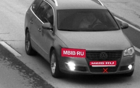 Volkswagen Passat B6, 2007 год, 750 000 рублей, 2 фотография