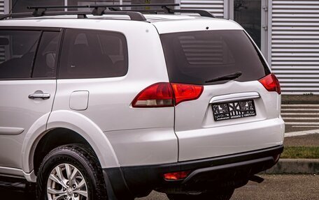 Mitsubishi Pajero Sport II рестайлинг, 2015 год, 1 755 000 рублей, 10 фотография