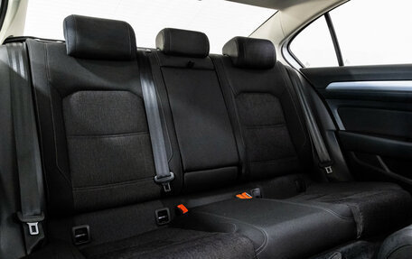 Volkswagen Passat B8 рестайлинг, 2016 год, 1 849 000 рублей, 28 фотография