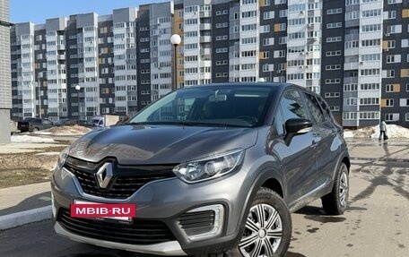 Renault Kaptur I рестайлинг, 2018 год, 1 320 000 рублей, 2 фотография