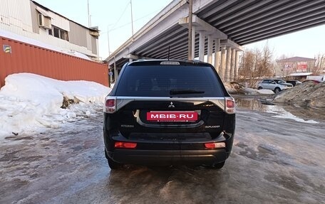 Mitsubishi Outlander III рестайлинг 3, 2013 год, 1 100 000 рублей, 4 фотография