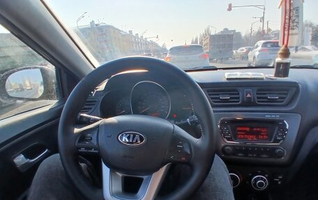 KIA Rio III рестайлинг, 2013 год, 687 000 рублей, 13 фотография