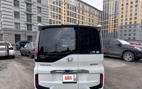 Honda Stepwgn IV, 2020 год, 2 350 000 рублей, 6 фотография