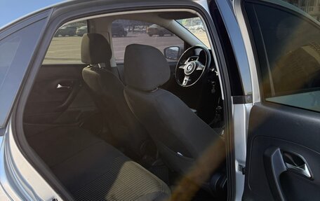 Volkswagen Polo VI (EU Market), 2013 год, 800 000 рублей, 9 фотография