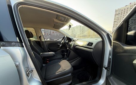 Volkswagen Polo VI (EU Market), 2013 год, 800 000 рублей, 8 фотография