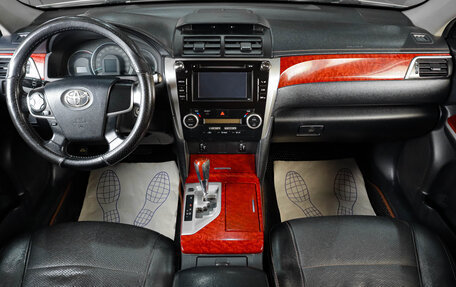 Toyota Camry, 2011 год, 1 469 000 рублей, 13 фотография