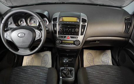 KIA cee'd I рестайлинг, 2008 год, 499 000 рублей, 13 фотография