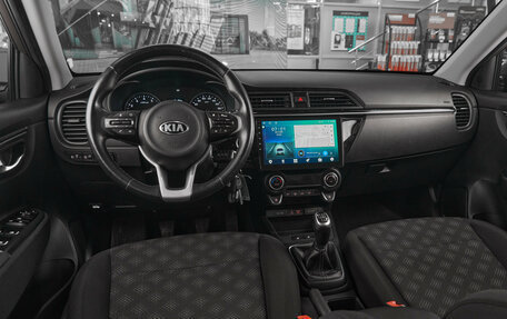 KIA Rio IV, 2017 год, 1 049 000 рублей, 7 фотография