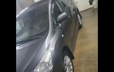 Toyota Verso I, 2010 год, 550 000 рублей, 1 фотография