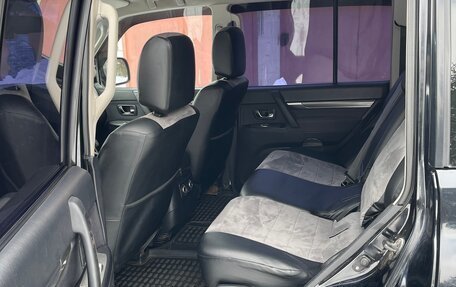 Mitsubishi Pajero IV, 2007 год, 1 440 000 рублей, 15 фотография