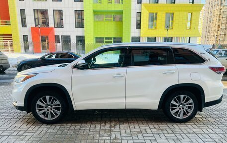 Toyota Highlander III, 2014 год, 2 055 000 рублей, 3 фотография