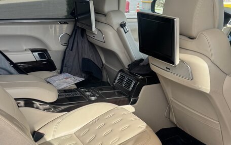 Land Rover Range Rover IV рестайлинг, 2016 год, 6 900 000 рублей, 3 фотография