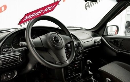 Chevrolet Niva I рестайлинг, 2019 год, 960 000 рублей, 11 фотография