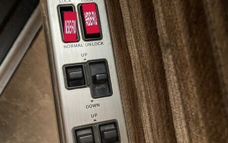 Toyota Cresta, 1984 год, 1 300 000 рублей, 17 фотография