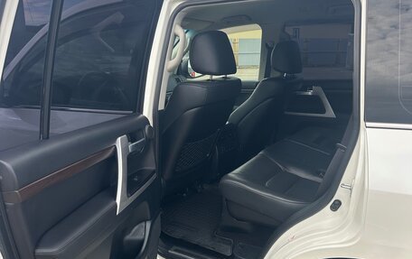 Toyota Land Cruiser 200, 2019 год, 4 400 000 рублей, 2 фотография