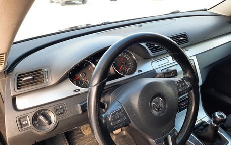 Volkswagen Passat B6, 2010 год, 800 000 рублей, 15 фотография