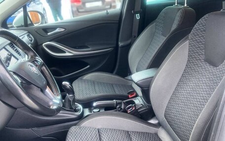 Opel Astra K, 2020 год, 1 400 000 рублей, 9 фотография