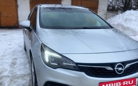 Opel Astra K, 2020 год, 1 400 000 рублей, 3 фотография