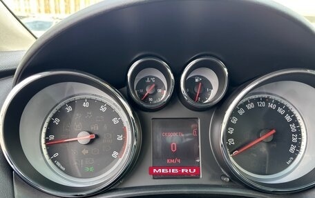 Opel Astra J, 2011 год, 835 000 рублей, 9 фотография