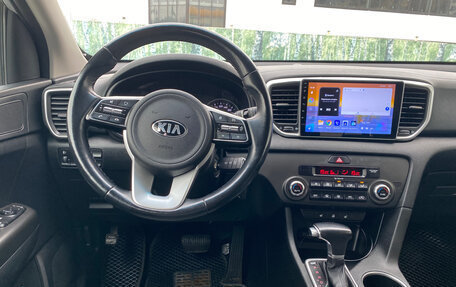 KIA Sportage IV рестайлинг, 2018 год, 2 140 000 рублей, 7 фотография