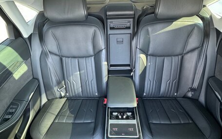 Audi A8, 2019 год, 6 200 000 рублей, 13 фотография