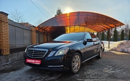 Mercedes-Benz E-Класс, 2012 год, 1 230 000 рублей, 3 фотография