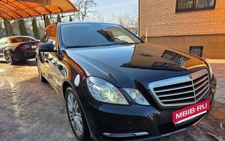 Mercedes-Benz E-Класс, 2012 год, 1 230 000 рублей, 5 фотография