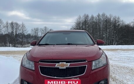 Chevrolet Cruze II, 2010 год, 615 000 рублей, 4 фотография
