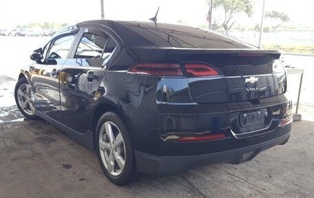 Chevrolet Volt I, 2013 год, 1 220 000 рублей, 26 фотография