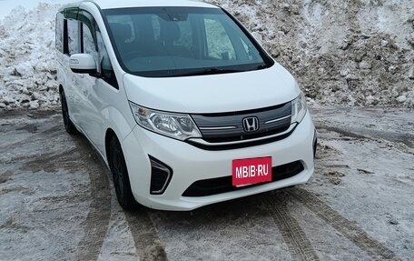 Honda Stepwgn IV, 2016 год, 1 850 000 рублей, 1 фотография