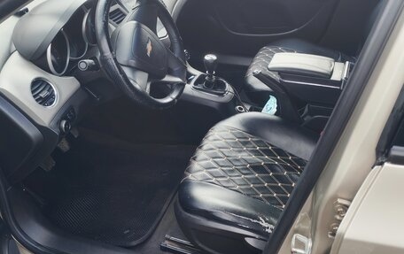 Chevrolet Cruze II, 2012 год, 730 000 рублей, 9 фотография